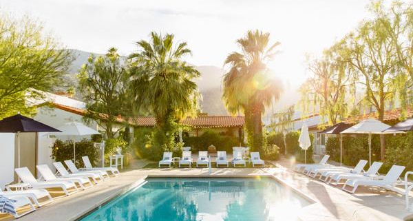 Alcazar’s salt water purified pool in the daytime