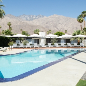 You Never Have To Leave These Palm Springs Resorts - Palm Springs