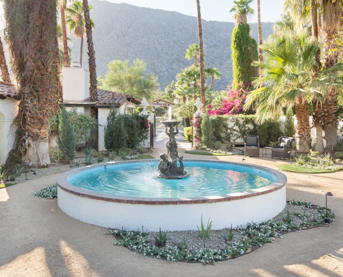 A fountain in front of Ingleside Inn in Palm Springs, California