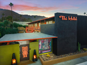 Tiki Hotel