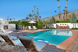 The pool at Hacienda at Warm Sands on a sunny day